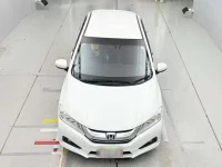 Honda GRACE лот № 30765 оценка 4  с аукциона в Японии 6