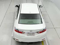 Honda GRACE лот № 30765 оценка 4  с аукциона в Японии 7