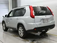 Nissan X-TRAIL лот № 30755 оценка 4.5  с аукциона в Японии 5