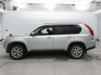 Nissan X-TRAIL лот № 30755 оценка 4.5  с аукциона в Японии 3