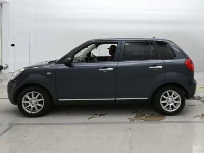 Mazda Verisa