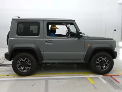 Suzuki Jimny Sierra