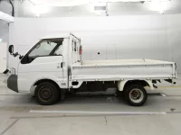 Mazda BONGO лот № 10224 оценка 3  с аукциона в Японии 3