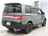 Mitsubishi DELICA D5 лот № 30811 оценка 3.5  с аукциона в Японии 1