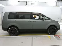 Mitsubishi DELICA D5 лот № 30811 оценка 3.5  с аукциона в Японии 2