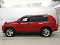 Nissan X-TRAIL лот № 30848 оценка 3.5  с аукциона в Японии 3