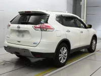 Nissan X-TRAIL лот № 30879 оценка 4  с аукциона в Японии 1