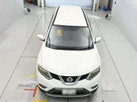 Nissan X-TRAIL лот № 30879 оценка 4  с аукциона в Японии 6