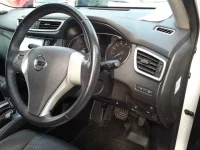 Nissan X-TRAIL лот № 30879 оценка 4  с аукциона в Японии 8