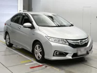 Honda GRACE лот № 10319 оценка 3.5  с аукциона в Японии 4