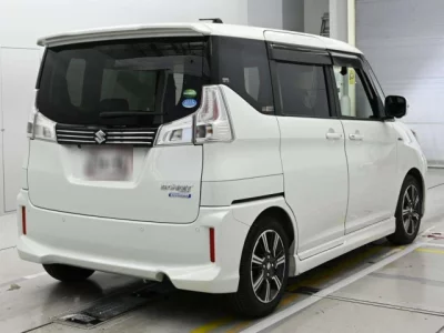 Suzuki Solio