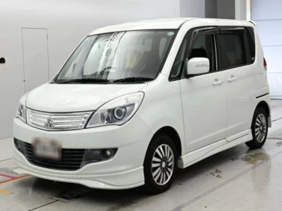 Mitsubishi Delica D:2