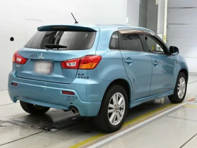 Mitsubishi RVR