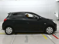 Mitsubishi MIRAGE лот № 90654 оценка 4  с аукциона в Японии 2