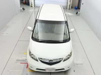 Honda ELYSION лот № 10435 оценка 3.5  с аукциона в Японии 6