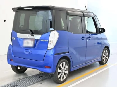 Mitsubishi eK X Space
