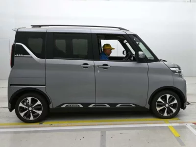 Mitsubishi eK X Space