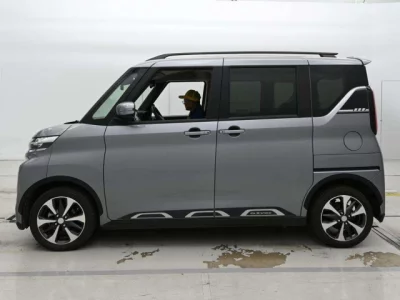 Mitsubishi eK X Space