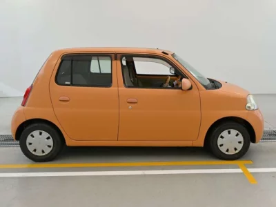Daihatsu Esse