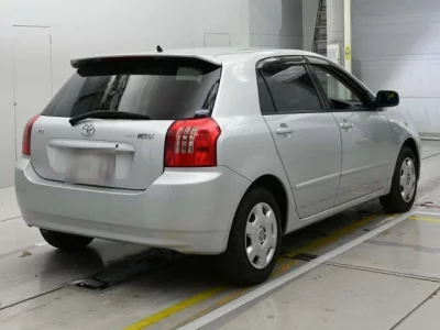 Toyota COROLLA RUNX  с аукциона в Японии