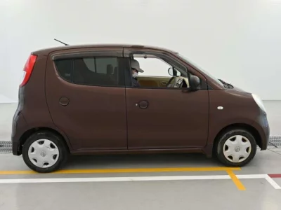 Nissan MOCO  с аукциона в Японии