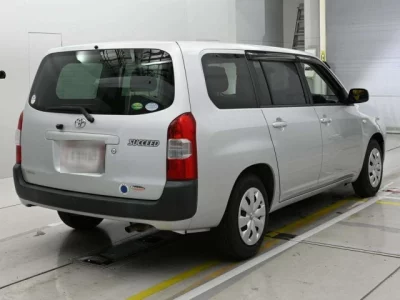 Toyota SUCCEED