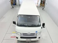 Toyota HIACE VAN лот № 30066 оценка 3.5  с аукциона в Японии 6