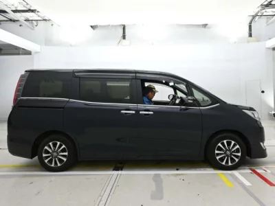 Toyota Esquire