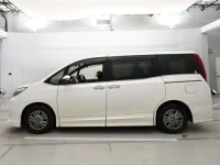 Toyota ESQUIRE лот № 30096 оценка RA  с аукциона в Японии 3