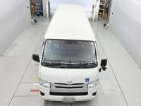 Toyota HIACE VAN лот № 30051 оценка 3.5  с аукциона в Японии 6