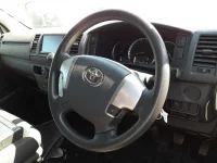 Toyota HIACE VAN лот № 30051 оценка 3.5  с аукциона в Японии 8