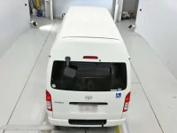 Toyota HIACE VAN лот № 30062 оценка 4  с аукциона в Японии 7