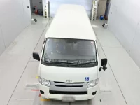 Toyota HIACE VAN лот № 30029 оценка 3.5  с аукциона в Японии 6