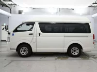 Toyota HIACE VAN лот № 30029 оценка 3.5  с аукциона в Японии 3
