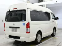 Toyota HIACE VAN лот № 30031 оценка R  с аукциона в Японии 1