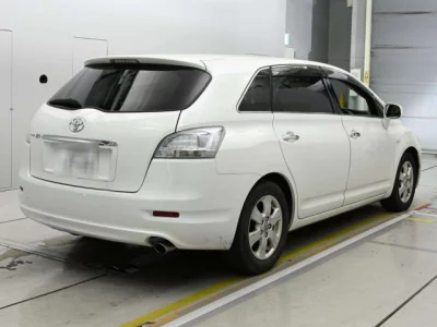 Toyota Mark X Zio