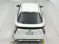 Toyota Prius лот № 30094 оценка 4  с аукциона в Японии 7