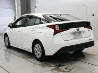 Toyota Prius лот № 30050 оценка 3.5  с аукциона в Японии 5