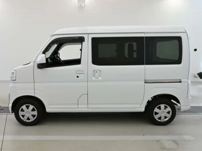 Toyota PIXIS VAN  с аукциона в Японии