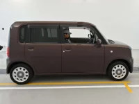 Toyota PIXIS SPACE лот № 9030 оценка 4  с аукциона в Японии 2