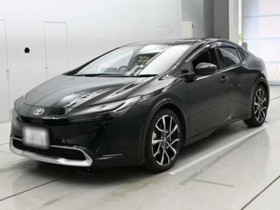Toyota PRIUS PHV  с аукциона в Японии