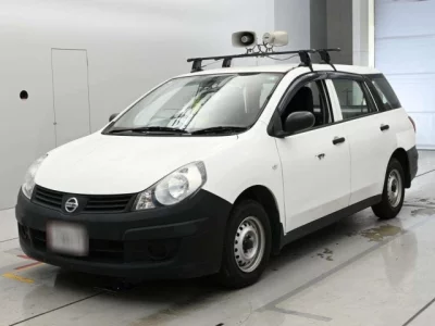 Nissan AD