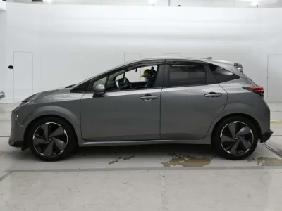 Nissan Aura