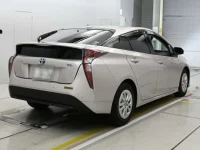 Toyota Prius лот № 30078 оценка 4.5  с аукциона в Японии 1