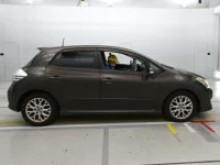 Toyota BLADE лот № 10005 оценка 3  с аукциона в Японии 2