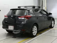 Toyota AURIS лот № 30043 оценка 4  с аукциона в Японии 1