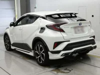 Toyota C-HR лот № 30067 оценка 4  с аукциона в Японии 5