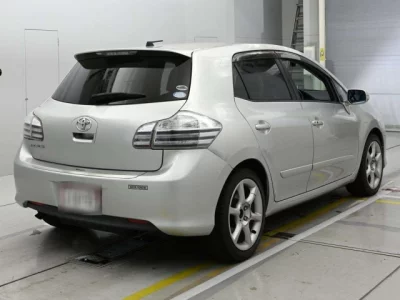 Toyota BLADE
