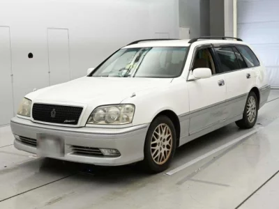 Toyota Crown Estate