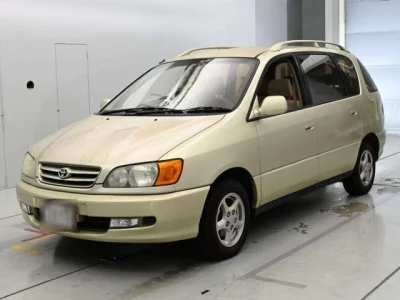 Toyota Ipsum